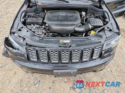 Zdjęcie 12 z 12 samochodu: 2018 JEEP GRAND CHEROKEE LAREDO VIN:1C4RJFAG7JC203924 - miniatura