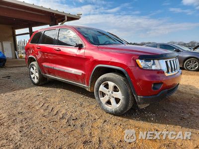 Czwarte zdjęcie samochodu z boku: 2013 JEEP GRAND CHEROKEE LAREDO VIN:1C4RJEAG3DC588879 - miniatura