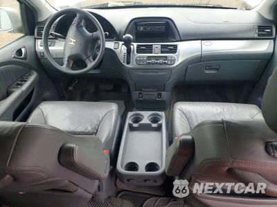 Zdjęcie 8 z 13 samochodu: 2005 HONDA ODYSSEY EXL VIN:5FNRL38605B050138 - miniatura