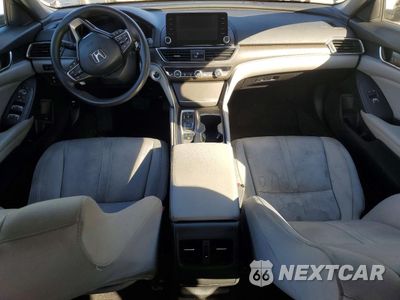 Zdjęcie 8 z 13 samochodu: 2019 HONDA ACCORD HYBRID EX VIN:1HGCV3F44KA008935 - miniatura