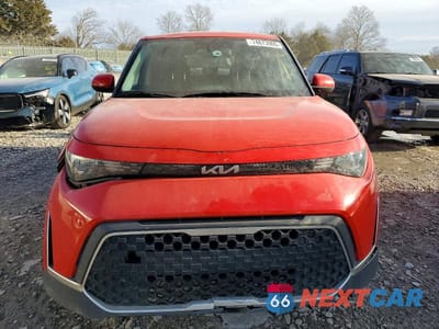 Piąte zdjęcie samochodu w środku: 2023 KIA SOUL LX VIN:KNDJ23AU4P7201757 - miniatura