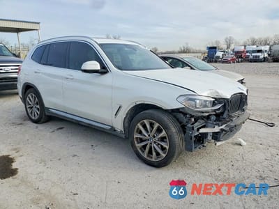 Czwarte zdjęcie samochodu z boku: 2019 BMW X3 XDRIVE30I VIN:5UXTR9C55KLP88661 - miniatura