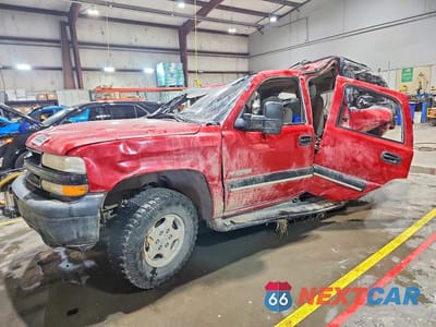 2002 CHEVROLET TAHOE C1500 1GNEC13V32R118219 - główne zdjęcie licytacji z USA - miniatura