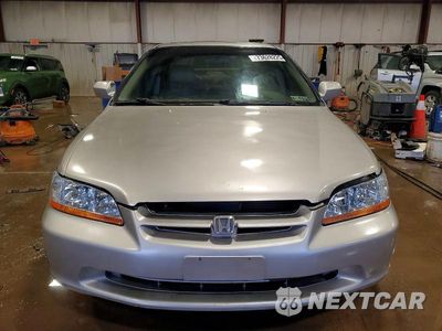 Piąte zdjęcie samochodu w środku: 1999 HONDA ACCORD EX VIN:1HGCG1650XA050548 - miniatura