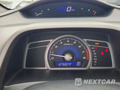 Zdjęcie 9 z 12 samochodu: 2008 HONDA CIVIC LX VIN:2HGFG12648H559721 - miniatura