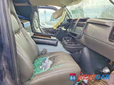 Zdjęcie 7 z 12 samochodu: 2006 CHEVROLET EXPRESS 2500 UTILITY / SERVICE VAN VIN:1GCGG25V261163827 - miniatura