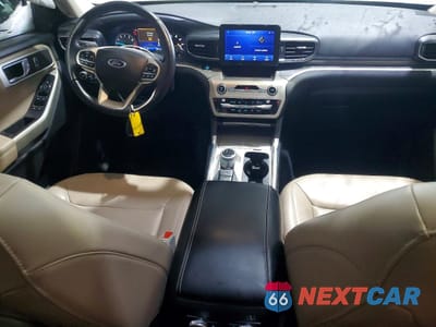 Zdjęcie 8 z 14 samochodu: 2021 FORD EXPLORER XLT VIN:1FMSK8DH7MGA53787 - miniatura