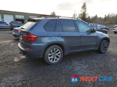 Trzecie zdjęcie samochodu z tyłu: 2011 BMW X5 XDRIVE35I VIN:5UXZV4C58BL740984 - miniatura