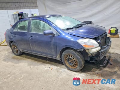 Czwarte zdjęcie samochodu z boku: 2008 TOYOTA YARIS VIN:JTDBT923484040131 - miniatura