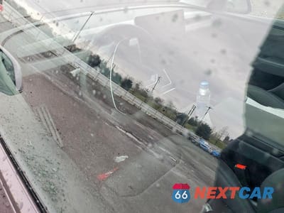 Zdjęcie 8 z 13 samochodu: 2026 TESLA MODEL Y VIN:7SAYGDEE2TF408163 - miniatura