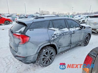 Trzecie zdjęcie samochodu z tyłu: 2019 GMC TERRAIN SLE VIN:3GKALMEV2KL395171 - miniatura