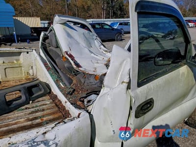 Zdjęcie 10 z 12 samochodu: 2003 CHEVROLET SILVERADO C1500 VIN:1GCEC14X63Z207471 - miniatura