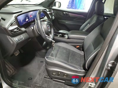 Zdjęcie 7 z 13 samochodu: 2025 BUICK ENCLAVE SPORT TOURING VIN:5GAEVBRS8SJ100935 - miniatura