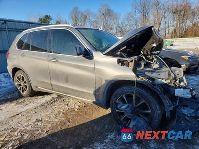 Czwarte zdjęcie samochodu z boku: 2016 BMW X5 XDRIVE35I VIN:5UXKR0C55G0P25348 - miniatura