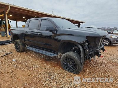 Czwarte zdjęcie samochodu z boku: 2021 CHEVROLET SILVERADO K1500 LT TRAIL BOSS VIN:1GCPYFEL1MZ275035 - miniatura