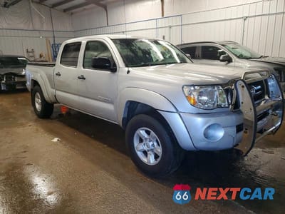 Czwarte zdjęcie samochodu z boku: 2008 TOYOTA TACOMA DOUBLE CAB LONG BED VIN:5TEMU52NX8Z477994 - miniatura
