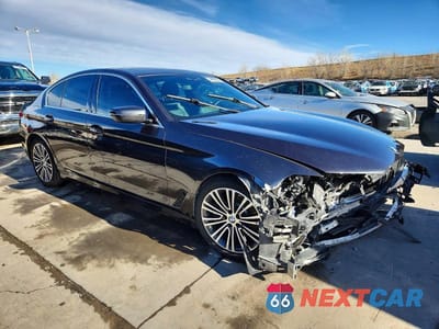 Czwarte zdjęcie samochodu z boku: 2018 BMW 540 XI VIN:WBAJE7C50JWA03954 - miniatura