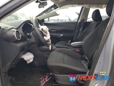 Zdjęcie 7 z 12 samochodu: 2021 NISSAN KICKS SV VIN:3N1CP5CV4ML470900 - miniatura