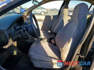 Zdjęcie 7 z 12 samochodu: 2002 SATURN SL1 VIN:1G8ZH52842Z179863 - miniatura
