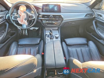 Zdjęcie 8 z 12 samochodu: 2019 BMW 540 I VIN:WBAJE5C55KWW40776 - miniatura