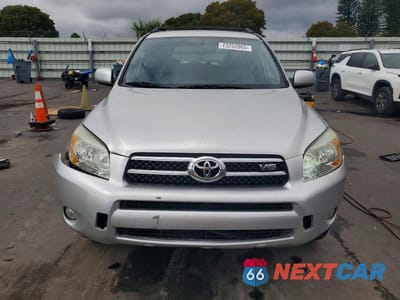 Piąte zdjęcie samochodu w środku: 2008 TOYOTA RAV4 LIMITED VIN:JTMZK31V886010815 - miniatura