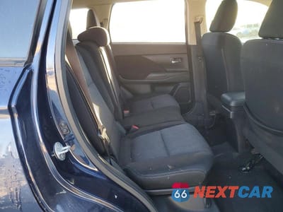 Zdjęcie 11 z 13 samochodu: 2016 MITSUBISHI OUTLANDER ES VIN:JA4AD2A39GZ008319 - miniatura