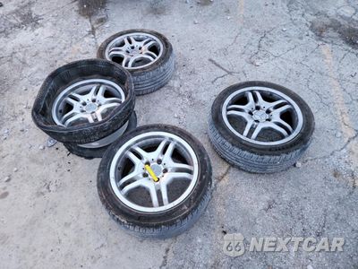 Zdjęcie 12 z 13 samochodu: 2008 MERCEDES-BENZ E 550 VIN:WDBUF72X38B233095 - miniatura