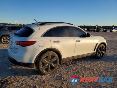 Trzecie zdjęcie samochodu z tyłu: 2017 INFINITI QX70 VIN:JN8CS1MU1HM143820 - miniatura