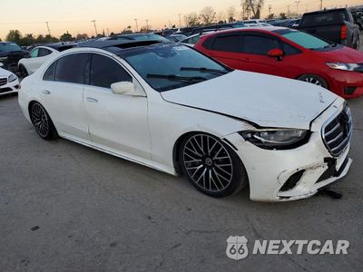 Czwarte zdjęcie samochodu z boku: 2022 MERCEDES-BENZ S 500 4MATIC VIN:W1K6G6DB4NA105720 - miniatura