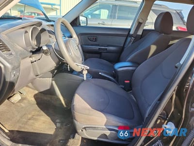 Zdjęcie 7 z 12 samochodu: 2013 KIA SOUL VIN:KNDJT2A5XD7610387 - miniatura