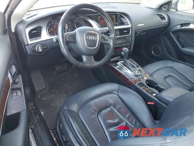 Zdjęcie 8 z 12 samochodu: 2010 AUDI A5 PREMIUM PLUS VIN:WAULFAFR5AA076328 - miniatura