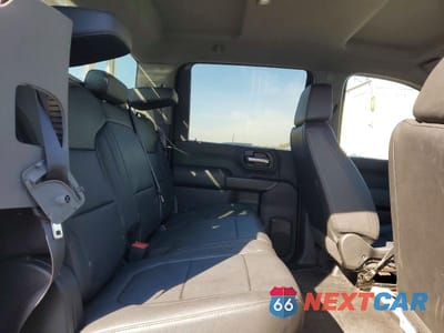 Zdjęcie 6 z 10 samochodu: 2021 CHEVROLET SILVERADO C3500 VIN:1GB4WREY3MF285352 - miniatura