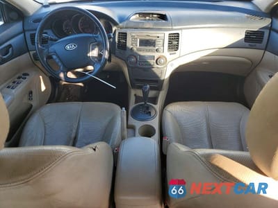 Zdjęcie 8 z 11 samochodu: 2010 KIA OPTIMA EX VIN:KNAGH4A81A5406261 - miniatura