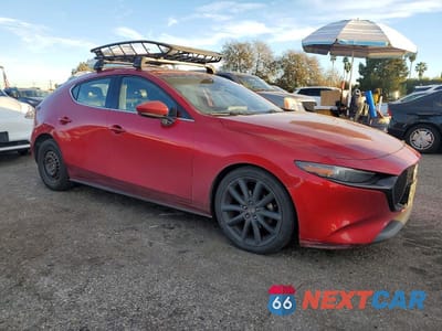 Czwarte zdjęcie samochodu z boku: 2019 MAZDA 3 PREMIUM VIN:JM1BPANM1K1139234 - miniatura