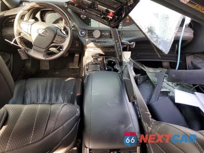 Zdjęcie 8 z 11 samochodu: 2018 LEXUS LS 500H VIN:JTHCYLFF6J5000428 - miniatura