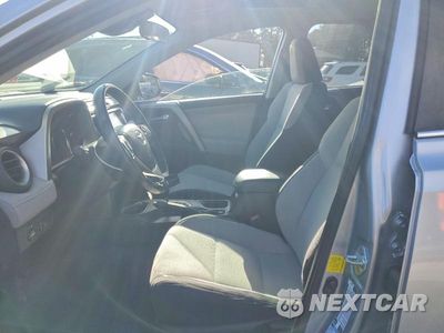 Zdjęcie 7 z 11 samochodu: 2016 TOYOTA RAV4 XLE VIN:2T3RFREV5GW472229 - miniatura