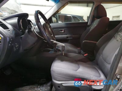 Zdjęcie 7 z 12 samochodu: 2011 KIA SOUL + VIN:KNDJT2A29B7238074 - miniatura