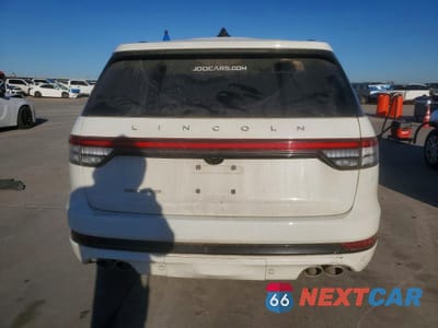 Zdjęcie 6 z 14 samochodu: 2025 LINCOLN AVIATOR VIN:5LM5J6WC5SGL23437 - miniatura