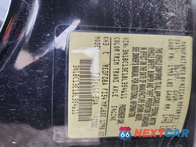 Zdjęcie 12 z 12 samochodu: 2006 NISSAN VERSA VIN:3N1BC13E18L354611 - miniatura