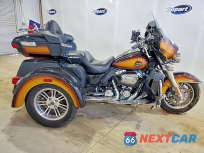 2024 HARLEY-DAVIDSON FLHTCUTG 1HD1MAF10RB853819 - główne zdjęcie licytacji z USA - miniatura
