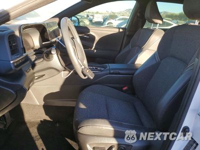 Zdjęcie 7 z 13 samochodu: 2023 TOYOTA CROWN XLE VIN:JTDAAAAF2P3000908 - miniatura