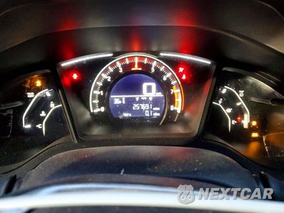 Zdjęcie 9 z 12 samochodu: 2017 HONDA CIVIC LX VIN:19XFC2E5XHE005601 - miniatura