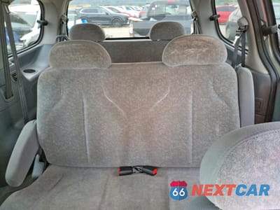 Zdjęcie 10 z 14 samochodu: 2000 NISSAN QUEST SE VIN:4N2XN11T8YD823999 - miniatura