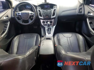 Zdjęcie 8 z 12 samochodu: 2014 FORD FOCUS SE VIN:1FADP3K28EL381105 - miniatura