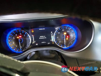 Zdjęcie 9 z 15 samochodu: 2019 CHRYSLER PACIFICA LIMITED VIN:2C4RC1GG9KR628834 - miniatura