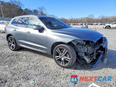 Czwarte zdjęcie samochodu z boku: 2020 VOLVO XC60 T6 MOMENTUM VIN:YV4A22RKXL1562143 - miniatura