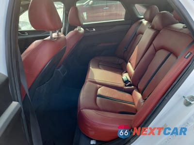 Zdjęcie 10 z 13 samochodu: 2023 KIA K5 GT LINE VIN:5XXG64J20PG184806 - miniatura