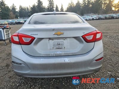 Zdjęcie 6 z 12 samochodu: 2018 CHEVROLET CRUZE LT VIN:1G1BE5SM5J7123320 - miniatura