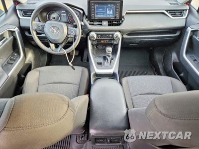 Zdjęcie 8 z 13 samochodu: 2021 TOYOTA RAV4 XLE VIN:2T3P1RFV9MW221875 - miniatura