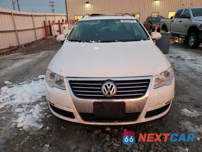 Piąte zdjęcie samochodu w środku: 2008 VOLKSWAGEN PASSAT WAGON KOMFORT VIN:WVWLK73CX8E062025 - miniatura